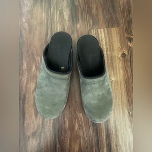 Like new sage green dansko clogs